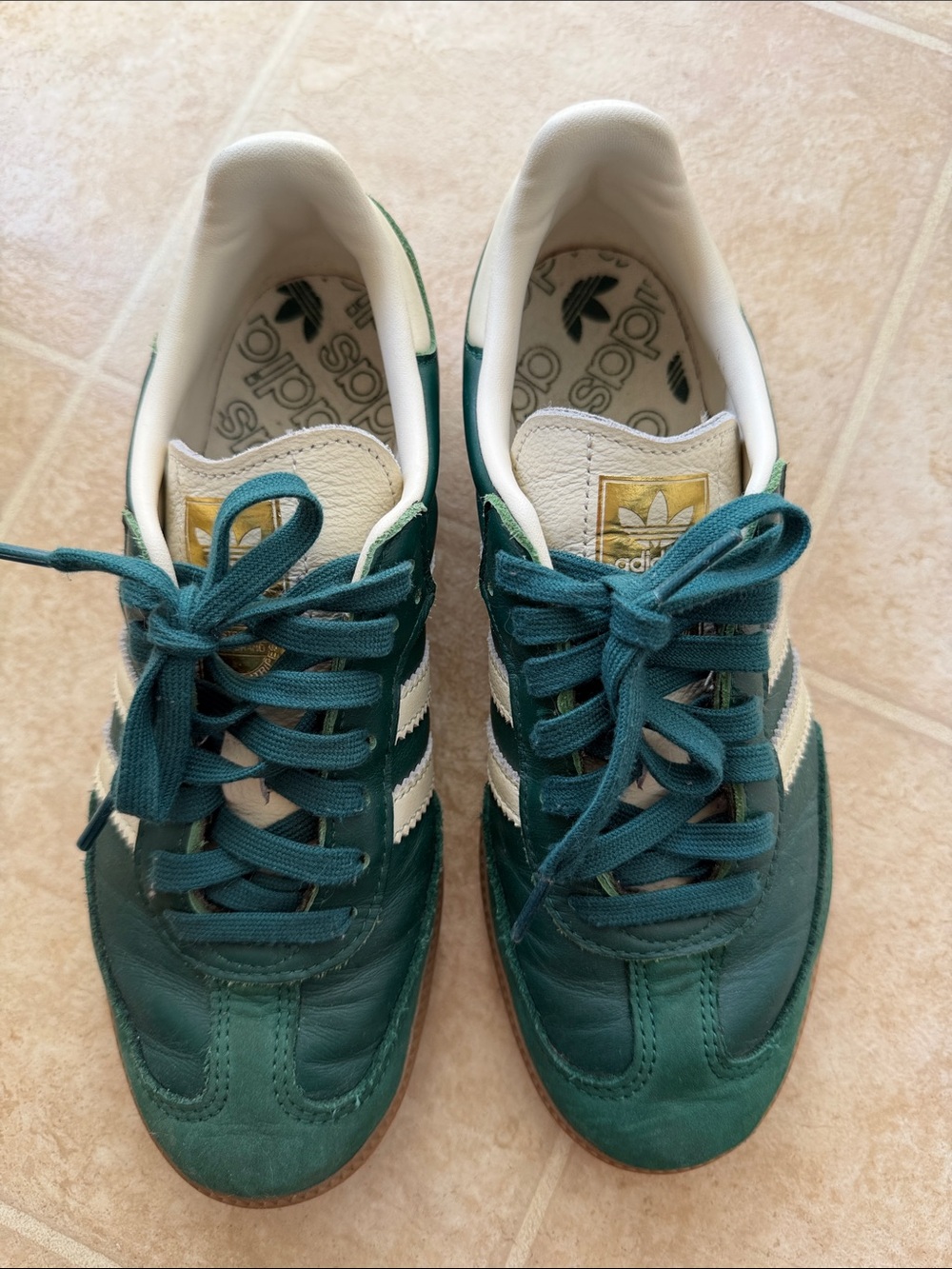 adidas Women's Green & White Classic Samba